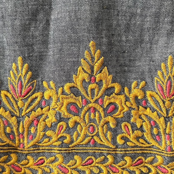 renee c. gray peasant blouse top with pink gold embroidery long sleeve sz small - Picture 6 of 13